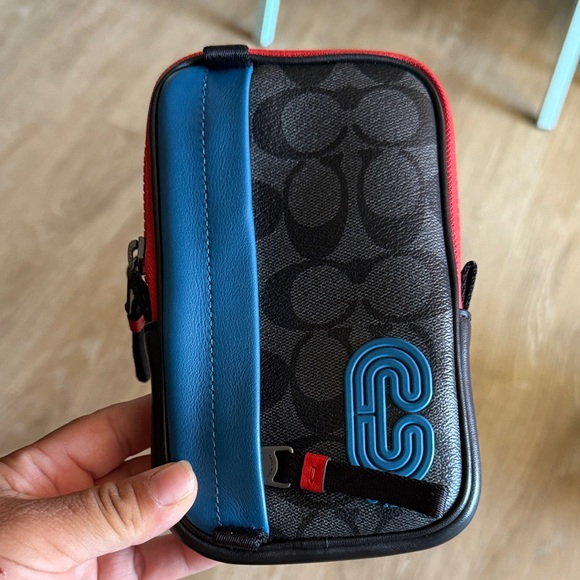 Coach Men's Black and Blue Belt Bag - Picture 1 of 12